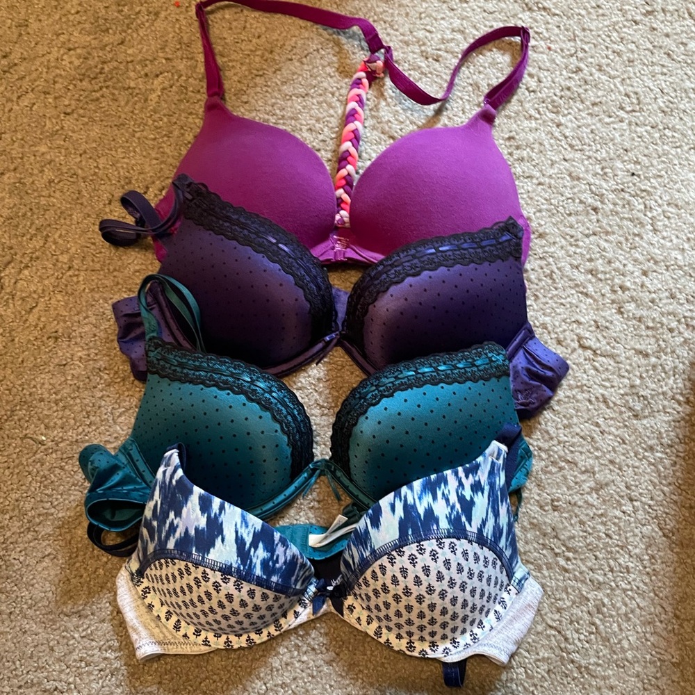 Lot of 4 - Aerie Victoria’s Secret Push Up Bras 32B